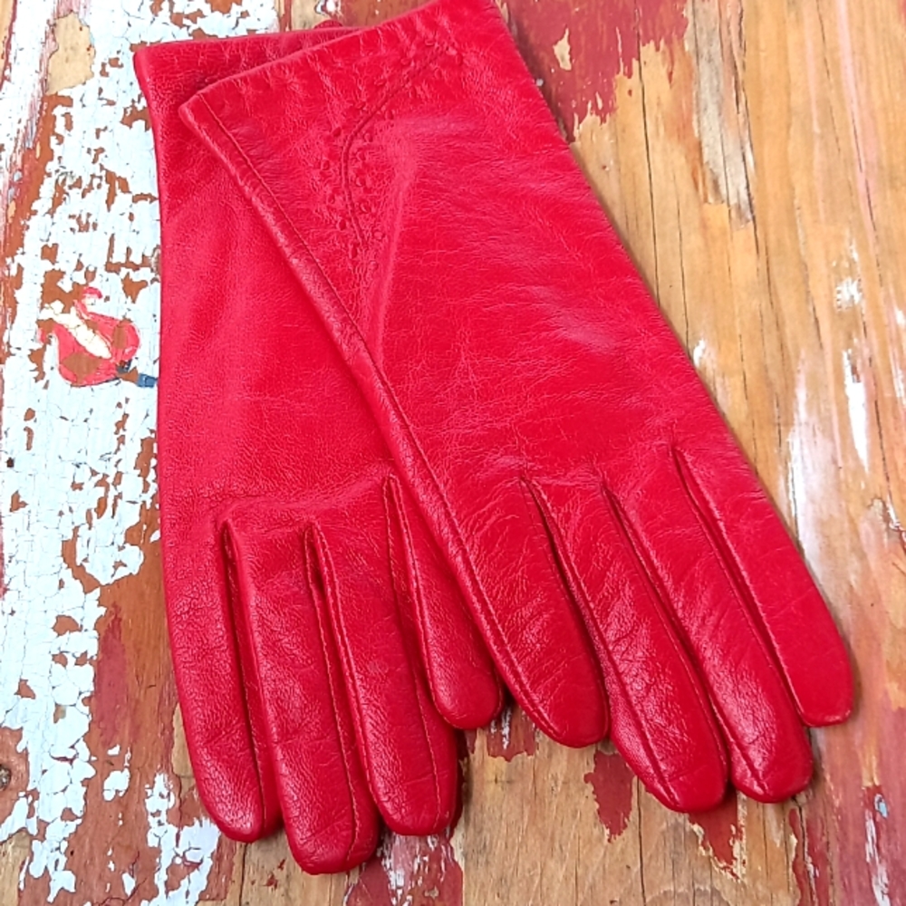 Vintage red leather gloves size small